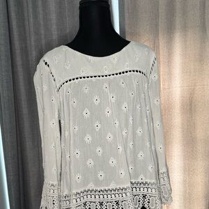 Daniel Rainn White Embroidered Blouse